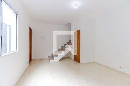 Casa de condomínio para alugar com 45m², 2 quartos e sem vagaSala