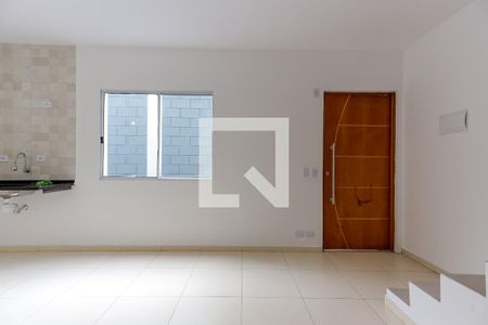Casa de condomínio para alugar com 45m², 2 quartos e sem vagaSala