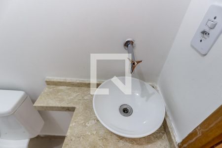 Casa de condomínio para alugar com 45m², 2 quartos e sem vagaBanheiro