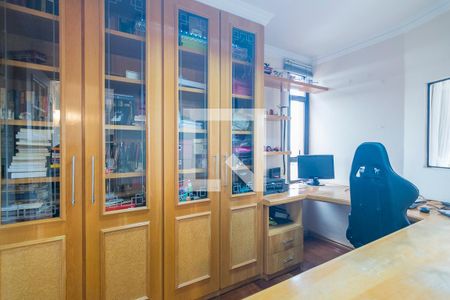 Apartamento à venda com 200m², 4 quartos e 3 vagasEscritório