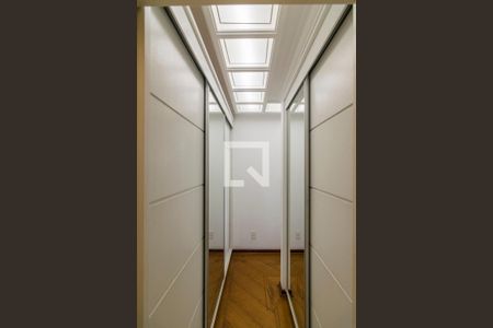 Apartamento à venda com 200m², 4 quartos e 3 vagasCloset da Suite 1