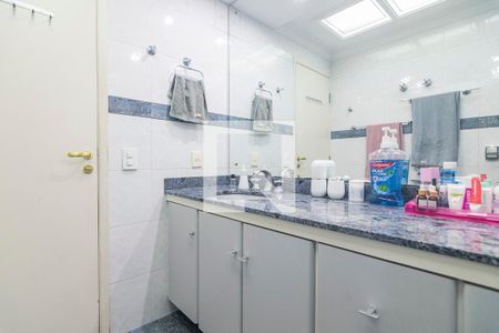 Apartamento à venda com 200m², 4 quartos e 3 vagasBanheiro