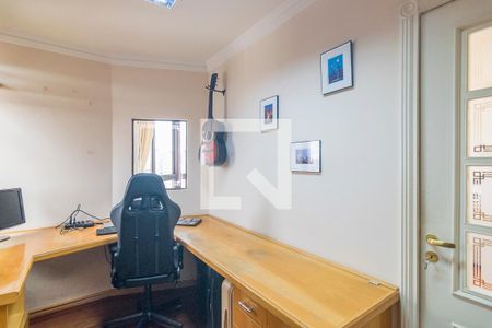 Apartamento à venda com 200m², 4 quartos e 3 vagasEscritório