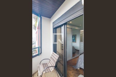 Apartamento à venda com 200m², 4 quartos e 3 vagasVaranda da Suite 1