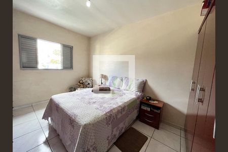Casa à venda com 191m², 3 quartos e 3 vagas Casa à venda com 191m², 3 quartos e 3 vagasQuarto 2