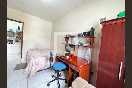 Casa à venda com 191m², 3 quartos e 3 vagas Casa à venda com 191m², 3 quartos e 3 vagasQuarto 3