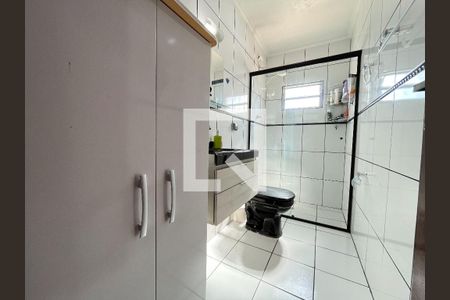 Casa à venda com 191m², 3 quartos e 3 vagas Casa à venda com 191m², 3 quartos e 3 vagasBanheiro da Suíte