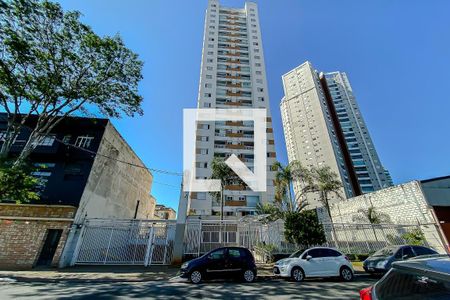 Apartamento para alugar com 81m², 2 quartos e 1 vaga Apartamento para alugar com 81m², 2 quartos e 1 vagaFachada