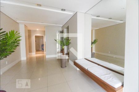 Apartamento para alugar com 81m², 2 quartos e 1 vaga Apartamento para alugar com 81m², 2 quartos e 1 vagaHall social
