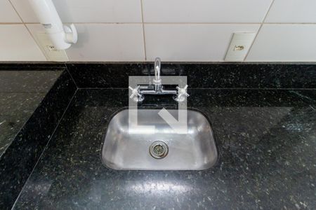 Apartamento para alugar com 81m², 2 quartos e 1 vaga Apartamento para alugar com 81m², 2 quartos e 1 vagaDetalhe - Cozinha
