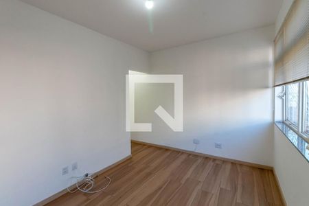 Sala de apartamento para alugar com 3 quartos, 100m² em Cidade Jardim, Belo Horizonte