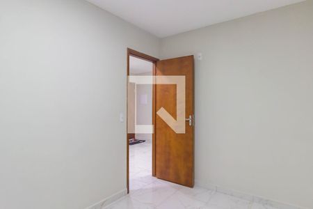 Quarto 1 de apartamento para alugar com 2 quartos, 45m² em Helena Maria, Osasco