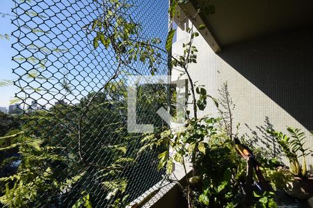 Apartamento para alugar com 238m², 2 quartos e 4 vagas Apartamento para alugar com 238m², 2 quartos e 4 vagasVaranda 2