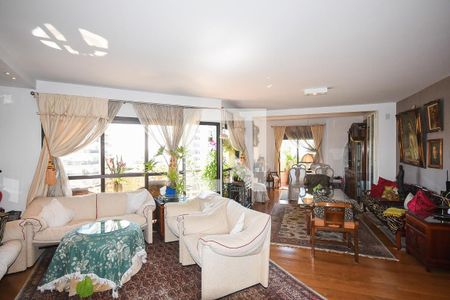 Apartamento para alugar com 238m², 2 quartos e 4 vagas Apartamento para alugar com 238m², 2 quartos e 4 vagasSala