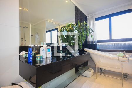 Apartamento para alugar com 238m², 2 quartos e 4 vagas Apartamento para alugar com 238m², 2 quartos e 4 vagasBanheiro suíte 2