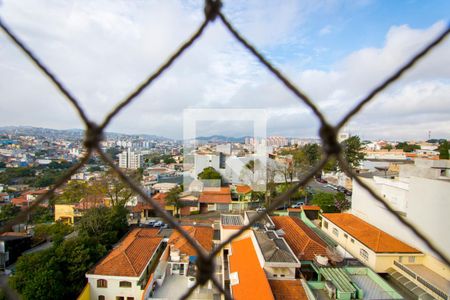 Vista da sala de apartamento para alugar com 3 quartos, 59m² em Vila Pires, Santo André