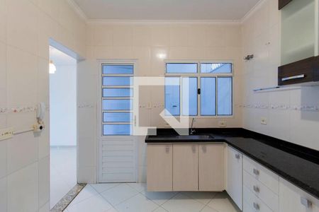 Casa de condomínio à venda com 100m², 3 quartos e 2 vagasCozinha 