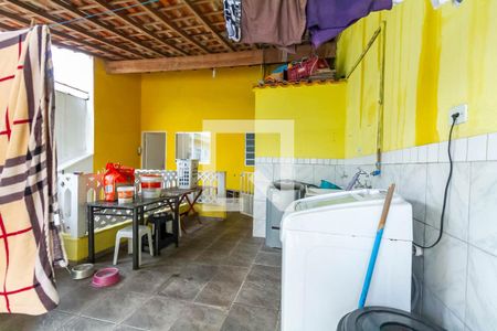 Casa à venda com 180m², 3 quartos e 2 vagas Casa à venda com 180m², 3 quartos e 2 vagasÁrea de Serviço