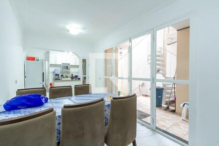 Casa à venda com 180m², 3 quartos e 2 vagas Casa à venda com 180m², 3 quartos e 2 vagasCopa Casa 2