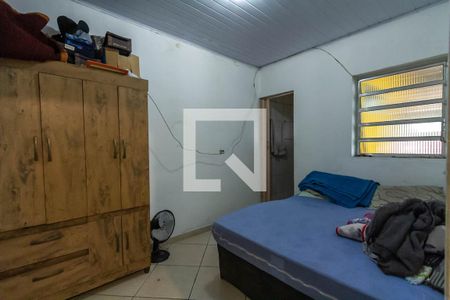 Casa à venda com 180m², 3 quartos e 2 vagas Casa à venda com 180m², 3 quartos e 2 vagasQuarto da Edícula casa 2