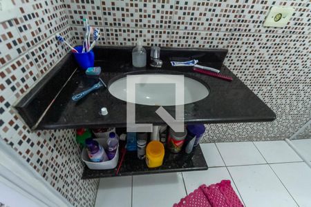 Casa à venda com 180m², 3 quartos e 2 vagas Casa à venda com 180m², 3 quartos e 2 vagasBanheiro Casa 2