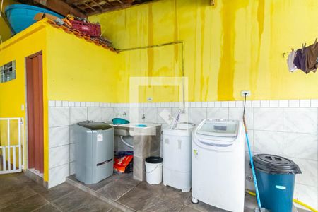 Casa à venda com 180m², 3 quartos e 2 vagas Casa à venda com 180m², 3 quartos e 2 vagasÁrea de Serviço