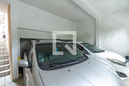 Casa à venda com 180m², 3 quartos e 2 vagas Casa à venda com 180m², 3 quartos e 2 vagasGaragem