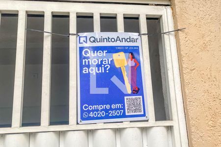 Casa à venda com 180m², 3 quartos e 2 vagas Casa à venda com 180m², 3 quartos e 2 vagasPlaca