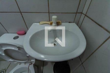 Casa à venda com 180m², 3 quartos e 2 vagas Casa à venda com 180m², 3 quartos e 2 vagasBanheiro da Edícula casa 2