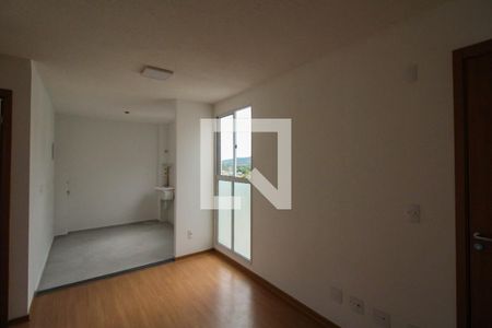 Sala de apartamento para alugar com 2 quartos, 49m² em Santa Cecília, Viamão