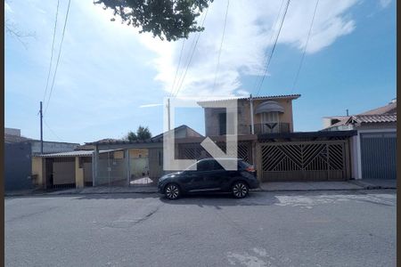 Casa para alugar com 245m², 3 quartos e 2 vagasFachada