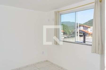 Quarto 02 de apartamento para alugar com 3 quartos, 100m² em São João do Rio Vermelho, Florianópolis