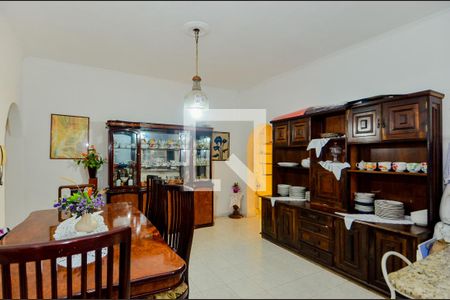 Casa à venda com 159m², 3 quartos e 2 vagasSala de Jantar