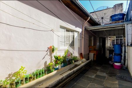 Casa à venda com 159m², 3 quartos e 2 vagasQuintal 