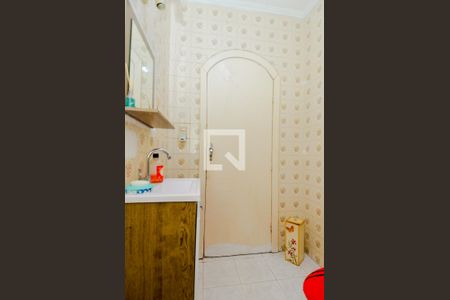 Casa à venda com 159m², 3 quartos e 2 vagasBanheiro Social