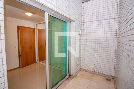 Apartamento para alugar com 33m², 1 quarto e 1 vagaVaranda