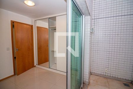 Apartamento para alugar com 33m², 1 quarto e 1 vagaVaranda