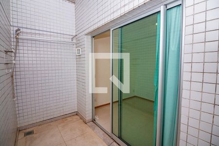 Apartamento para alugar com 33m², 1 quarto e 1 vagaVaranda