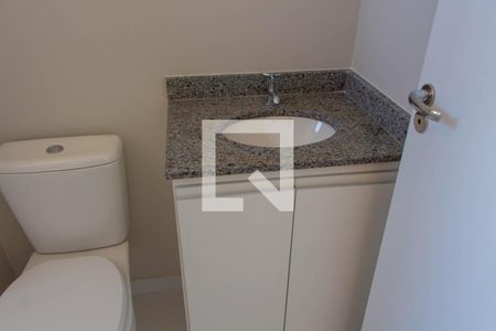 Banheiro da Suíte de apartamento à venda com 2 quartos, 57m² em Centro, Campinas