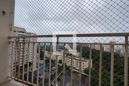 Apartamento à venda com 65m², 3 quartos e 2 vagasVaranda 