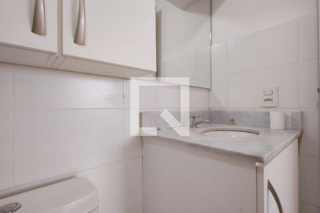 Apartamento à venda com 65m², 3 quartos e 2 vagasBanheiro da Suíte 