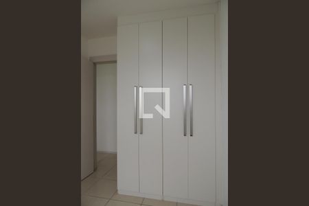 Apartamento à venda com 65m², 3 quartos e 2 vagasQuarto 2