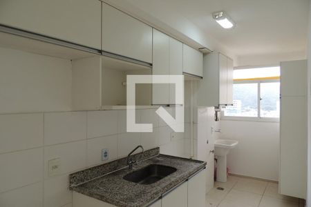 Apartamento à venda com 65m², 3 quartos e 2 vagasCozinha - Armários