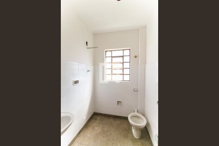 Banheiro de apartamento para alugar com 1 quarto, 51m² em Vila Central, Ferraz de Vasconcelos