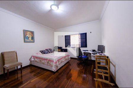 Quarto 1 de casa à venda com 4 quartos, 292m² em Nova Gameleira, Belo Horizonte