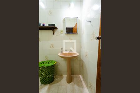 Casa à venda com 292m², 4 quartos e 4 vagasBanheiro suíte