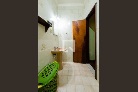 Casa à venda com 292m², 4 quartos e 4 vagasBanheiro suíte