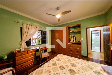 Casa à venda com 292m², 4 quartos e 4 vagasQuarto 3