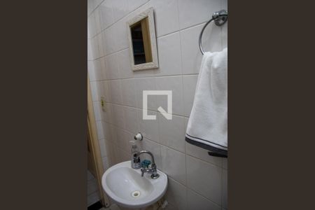 Casa de condomínio à venda com 76m², 2 quartos e 1 vagaBanheiro 3