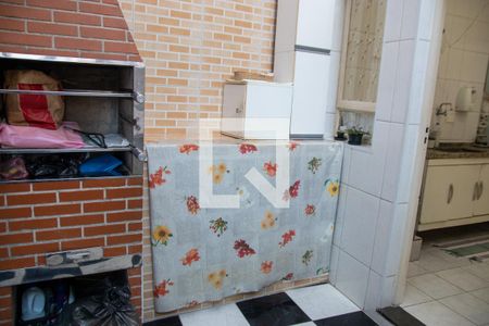 Casa de condomínio à venda com 76m², 2 quartos e 1 vagaÁrea de Serviço